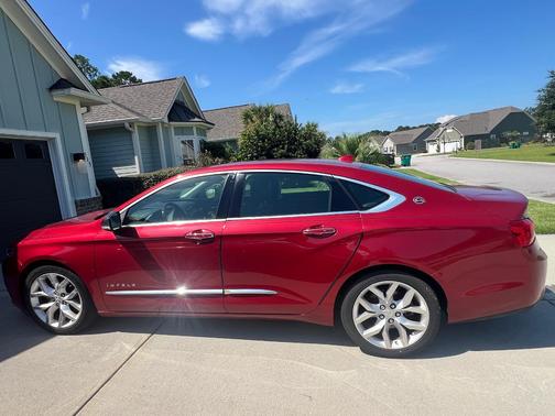 Red 2014 Chevrolet Impala 1LZ
