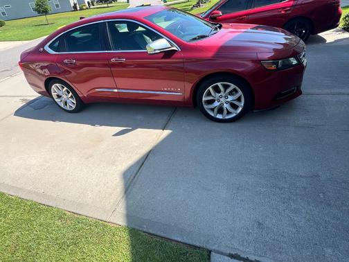 Red 2014 Chevrolet Impala 1LZ