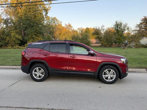 Red 2019 GMC Terrain SLE
