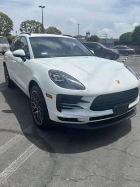 2020 Porsche Macan Base
