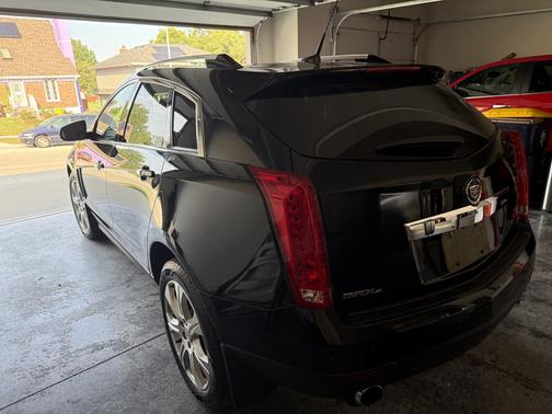 Black 2014 Cadillac SRX Performance Collection