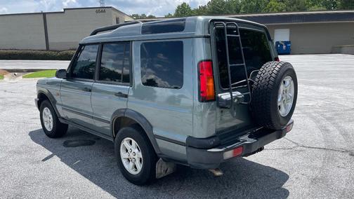Green 2004 Land Rover Discovery SE