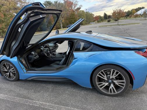 2016 BMW i8 Base