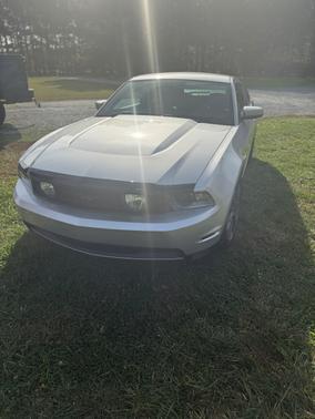 2010 Ford Mustang GT Premium