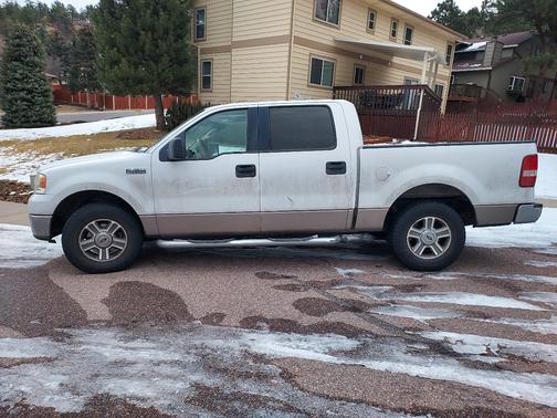 2006 Ford F-150 XLT SuperCrew