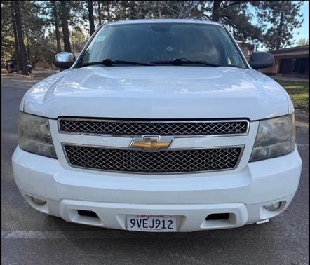 White 2011 Chevrolet Suburban 1500 LT