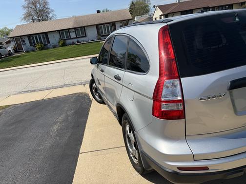 Silver 2011 Honda CR-V LX