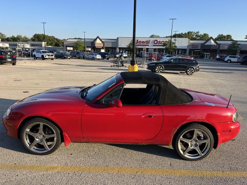 2003 Mazda MX-5 Miata Base