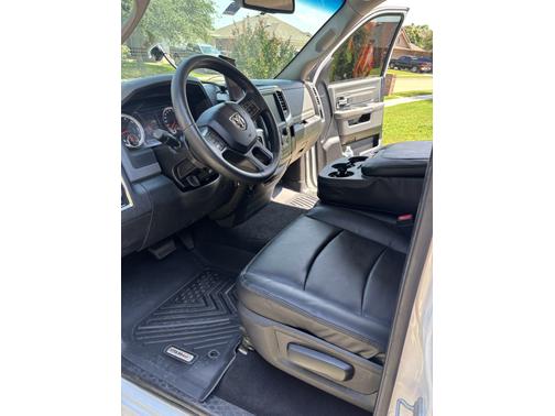 2015 RAM 1500 SLT