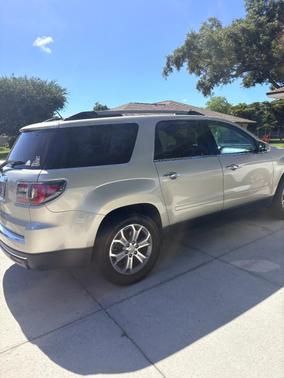 Gold 2014 GMC Acadia SLT-1