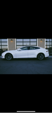 2015 Tesla Model S 85D