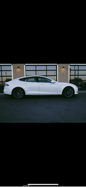 2015 Tesla Model S 85D