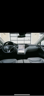 2015 Tesla Model S 85D