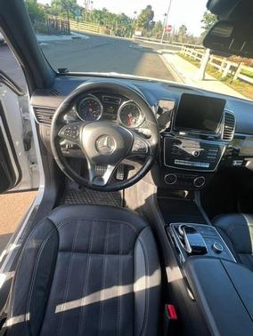 White 2019 Mercedes-Benz GLE 400 4MATIC