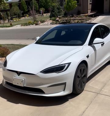 2022 Tesla Model S Long Range
