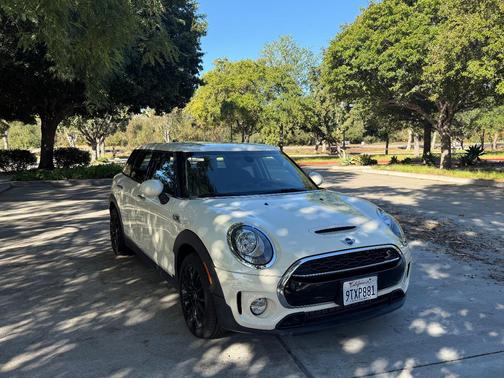 White 2019 MINI Clubman Cooper S