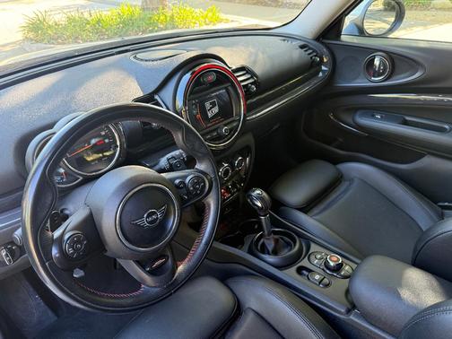 White 2019 MINI Clubman Cooper S