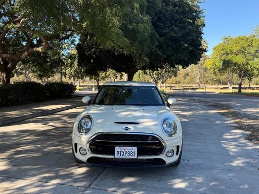 White 2019 MINI Clubman Cooper S