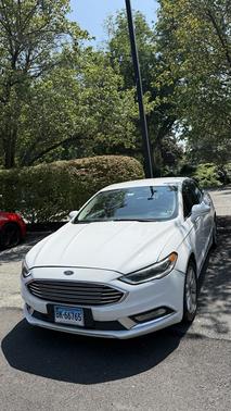 2017 Ford Fusion Hybrid SE