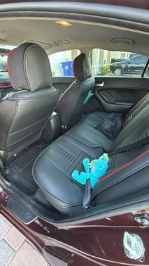 Red 2018 Kia Forte LX