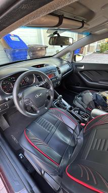 Red 2018 Kia Forte LX