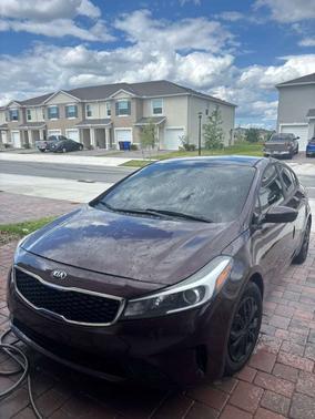 Red 2018 Kia Forte LX