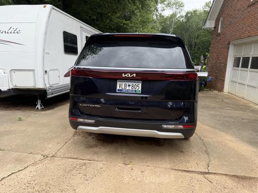 2022 Kia Carnival LXS