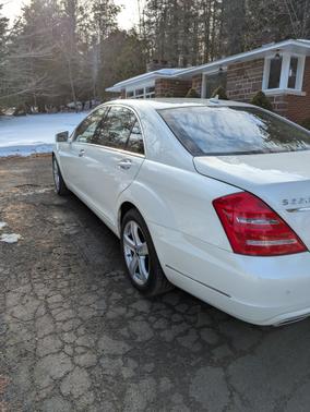2010 Mercedes-Benz S-Class S 550