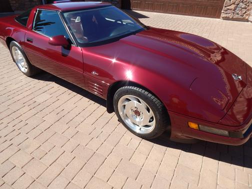 Red 1993 Chevrolet Corvette Base