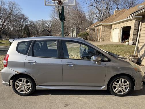 Gray 2008 Honda Fit Sport