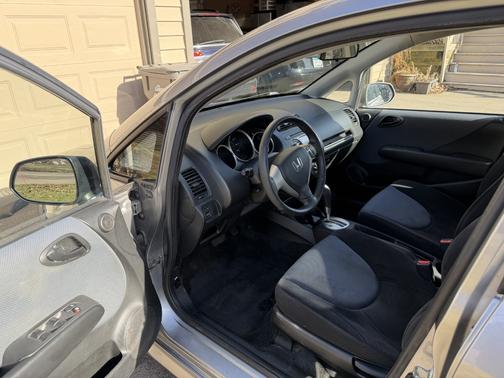 Gray 2008 Honda Fit Sport