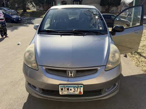 Gray 2008 Honda Fit Sport