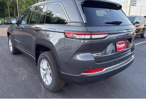 2024 Jeep Grand Cherokee Laredo X