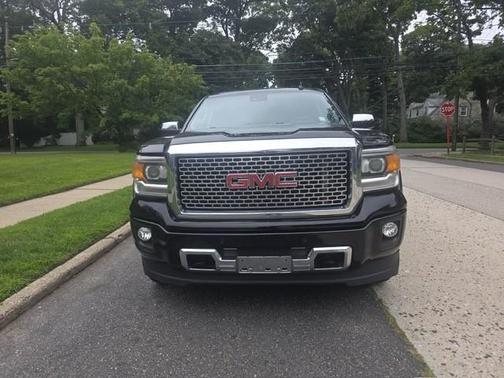 Black 2015 GMC Sierra 1500 Denali