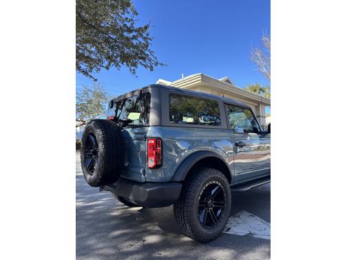 2022 Ford Bronco Base