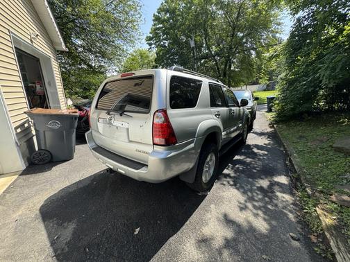 Silver 2007 Toyota 4Runner SR5