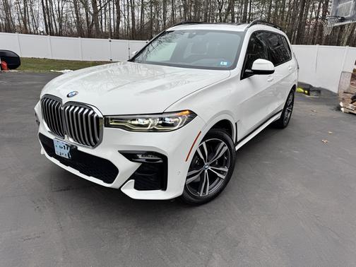 White 2022 BMW X7 xDrive40i