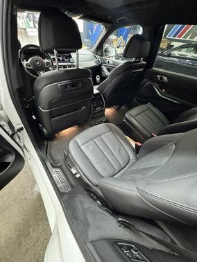 White 2022 BMW X7 xDrive40i