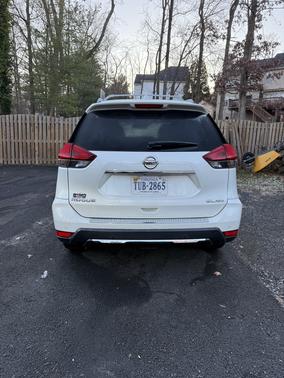 2020 Nissan Rogue SL