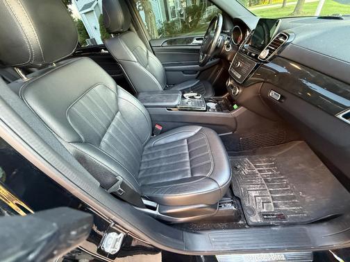 Black 2018 Mercedes-Benz GLE 350 4MATIC
