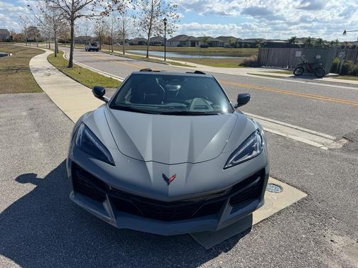Gray 2024 Chevrolet Corvette Z06 w/2LZ