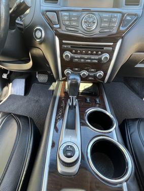 Blue 2016 Nissan Pathfinder SL
