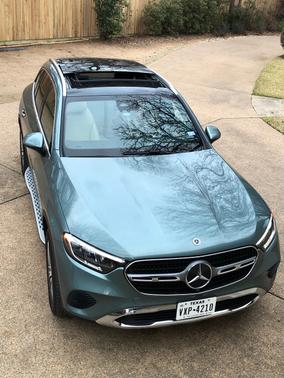 2025 Mercedes-Benz GLC 300 4MATIC