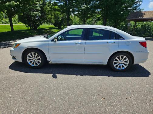 White 2012 Chrysler 200 Touring