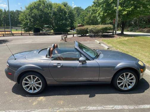 2007 Mazda MX-5 Miata Grand Touring Hardtop Convertible