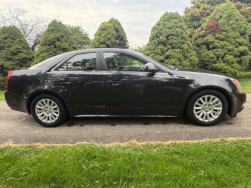 Black 2011 Cadillac CTS Luxury