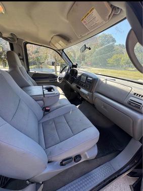 2005 Ford F-350 XL Crew Cab Super Duty