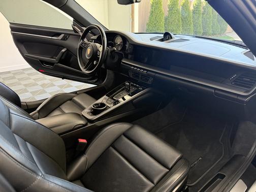 2020 Porsche 911 911 Carrera