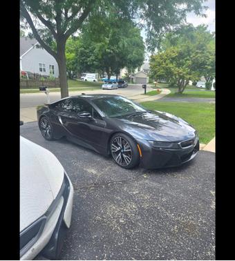 Black 2019 BMW i8 Base