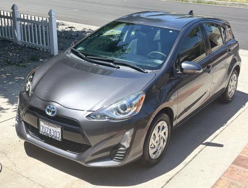 2016 Toyota Prius c Two